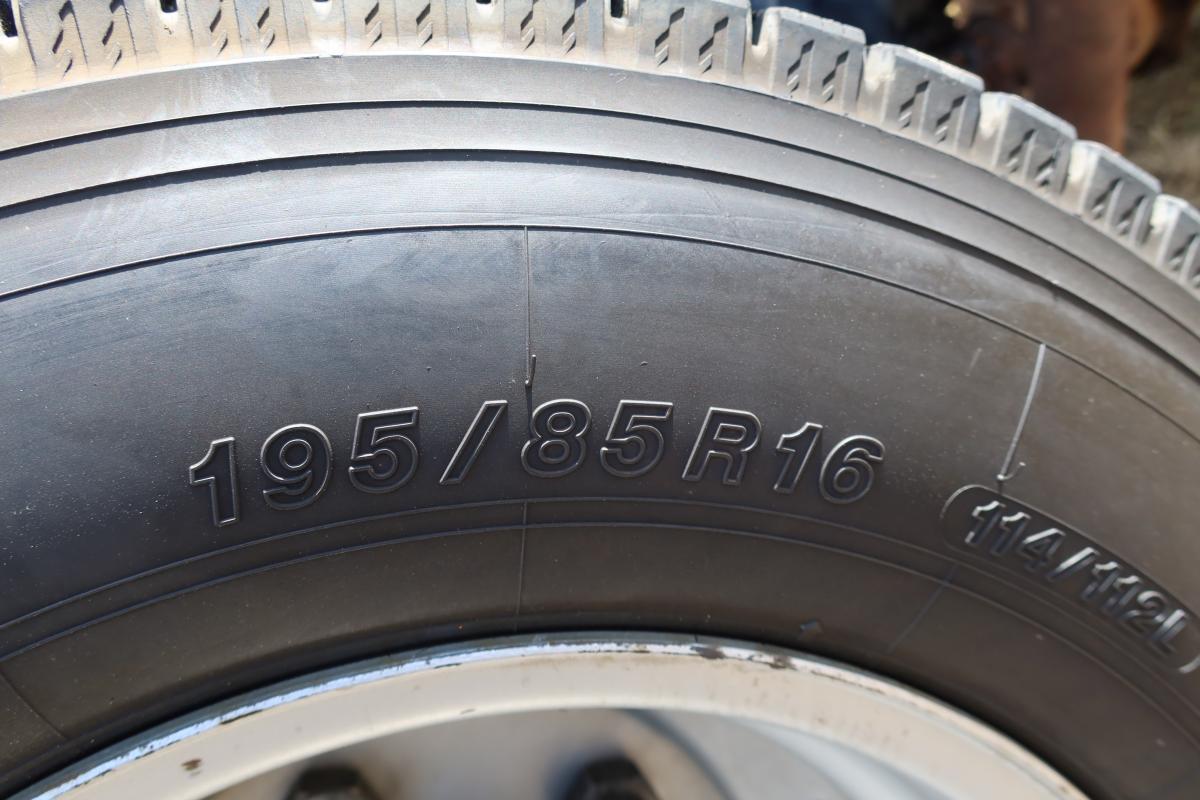 新明和製アームロール 積載2000kg4ナンバー 総重量4845kg|中古トラックの販売・買取・査定のアイナビ