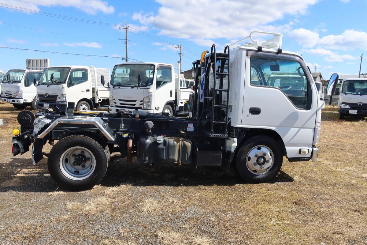 新明和製アームロール 積載2000kg4ナンバー 総重量4845kg|中古トラックの販売・買取・査定のアイナビ