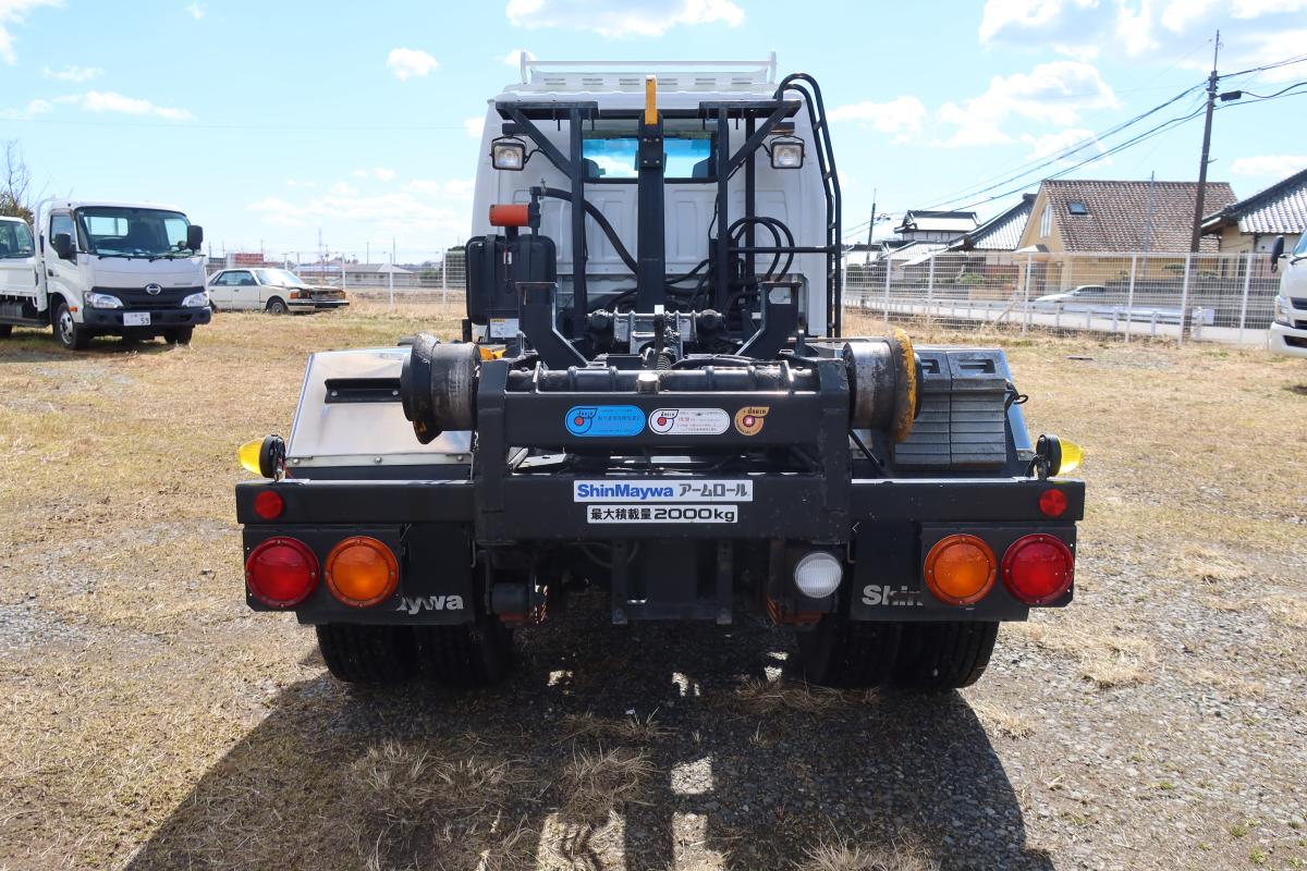 新明和製アームロール 積載2000kg4ナンバー 総重量4845kg|中古トラックの販売・買取・査定のアイナビ