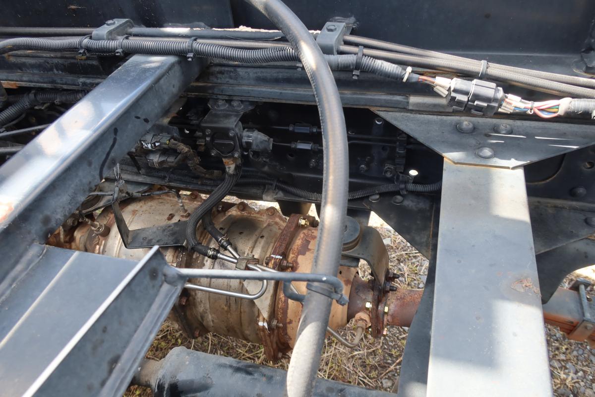 新明和製アームロール 積載2000kg4ナンバー 総重量4845kg|中古トラックの販売・買取・査定のアイナビ