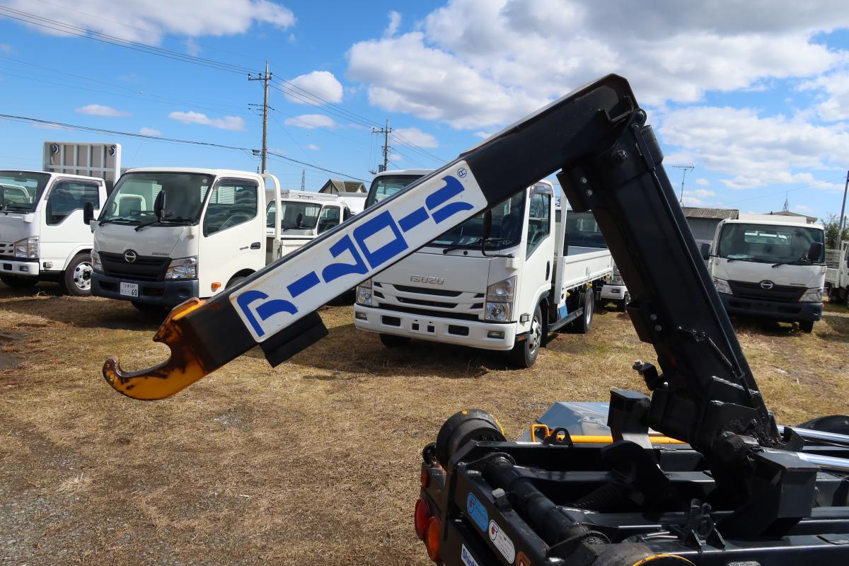 新明和製アームロール 積載2000kg4ナンバー 総重量4845kg|中古トラックの販売・買取・査定のアイナビ