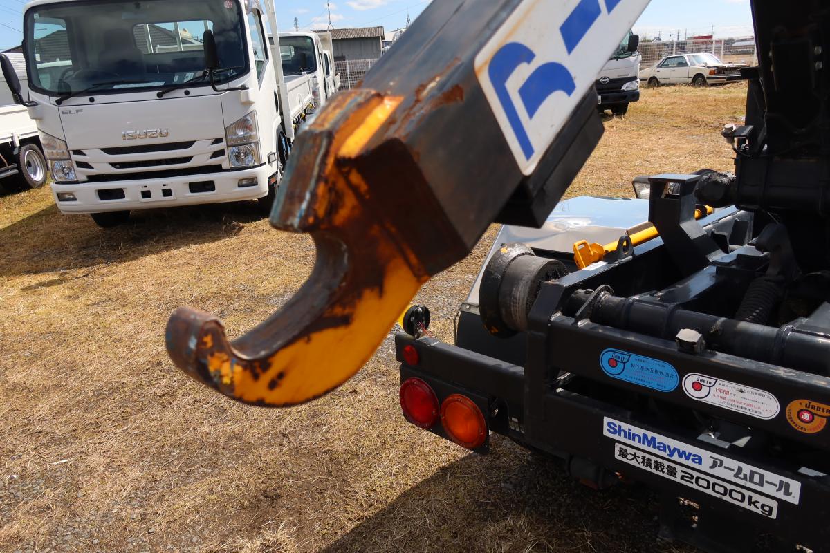 新明和製アームロール 積載2000kg4ナンバー 総重量4845kg|中古トラックの販売・買取・査定のアイナビ