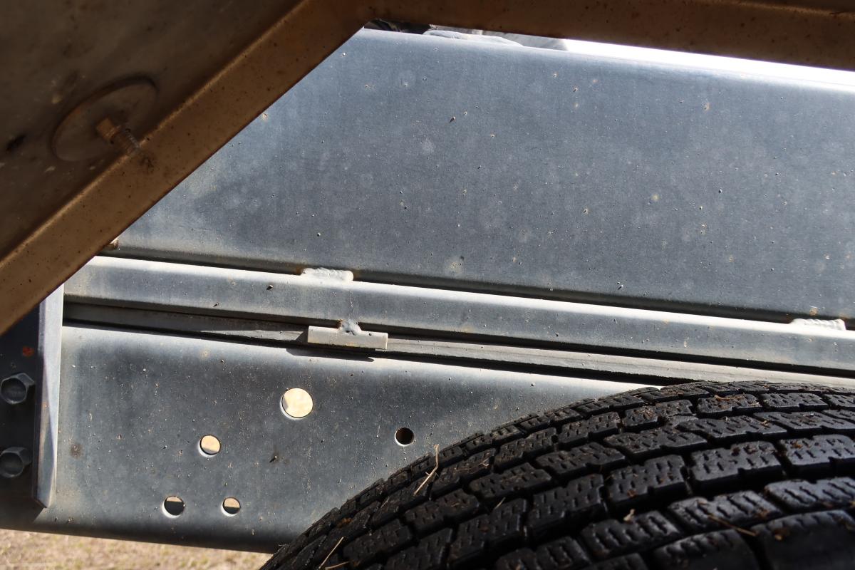 新明和製アームロール 積載2000kg4ナンバー 総重量4845kg|中古トラックの販売・買取・査定のアイナビ