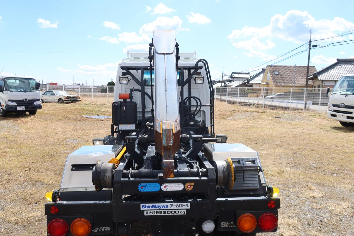 新明和製アームロール 積載2000kg4ナンバー 総重量4845kg|中古トラックの販売・買取・査定のアイナビ