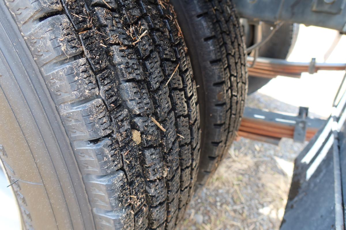 新明和製アームロール 積載2000kg4ナンバー 総重量4845kg|中古トラックの販売・買取・査定のアイナビ