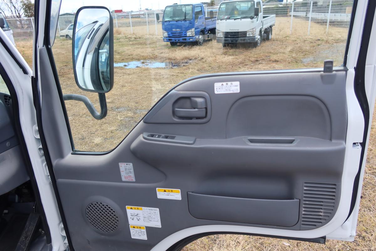 新明和製アームロール 積載2000kg4ナンバー 総重量4845kg|中古トラックの販売・買取・査定のアイナビ