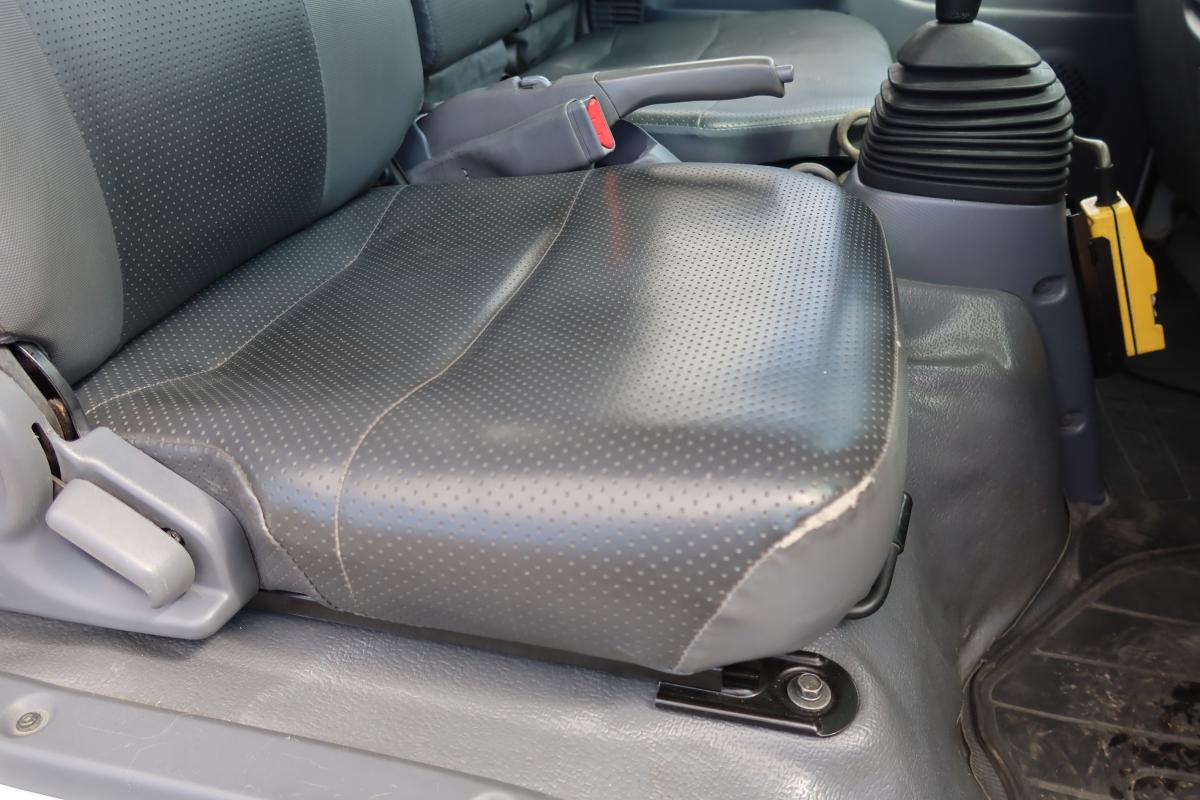 新明和製アームロール 積載2000kg4ナンバー 総重量4845kg|中古トラックの販売・買取・査定のアイナビ