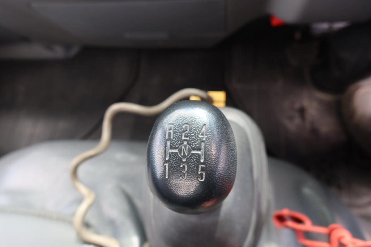 新明和製アームロール 積載2000kg4ナンバー 総重量4845kg|中古トラックの販売・買取・査定のアイナビ