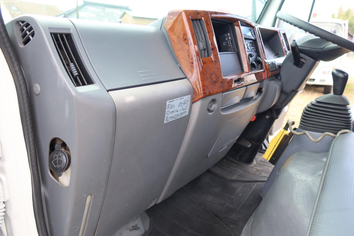 新明和製アームロール 積載2000kg4ナンバー 総重量4845kg|中古トラックの販売・買取・査定のアイナビ