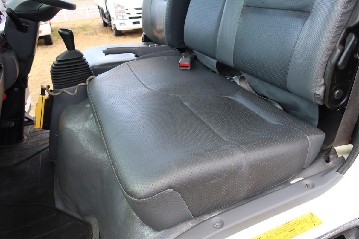 新明和製アームロール 積載2000kg4ナンバー 総重量4845kg|中古トラックの販売・買取・査定のアイナビ