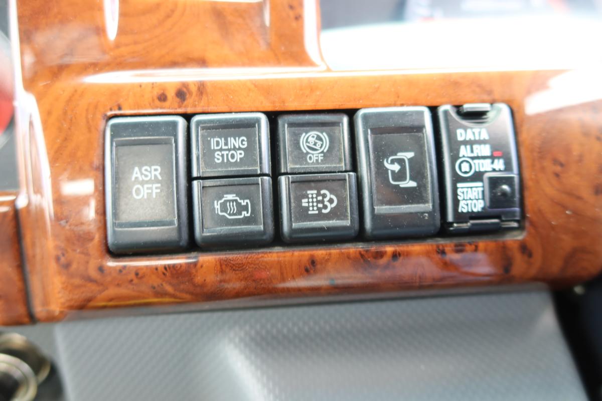 新明和製アームロール 積載2000kg4ナンバー 総重量4845kg|中古トラックの販売・買取・査定のアイナビ