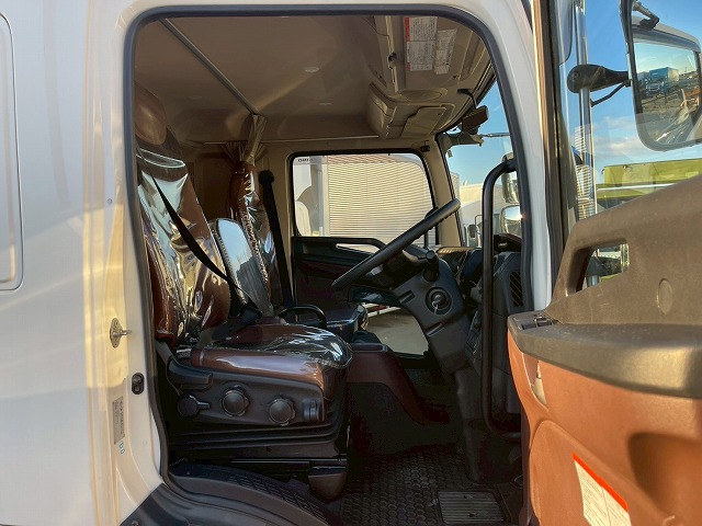 保証対象車両標準幅5800プロシフトATアルミホイール4t8t|中古トラックの販売・買取・査定のアイナビ