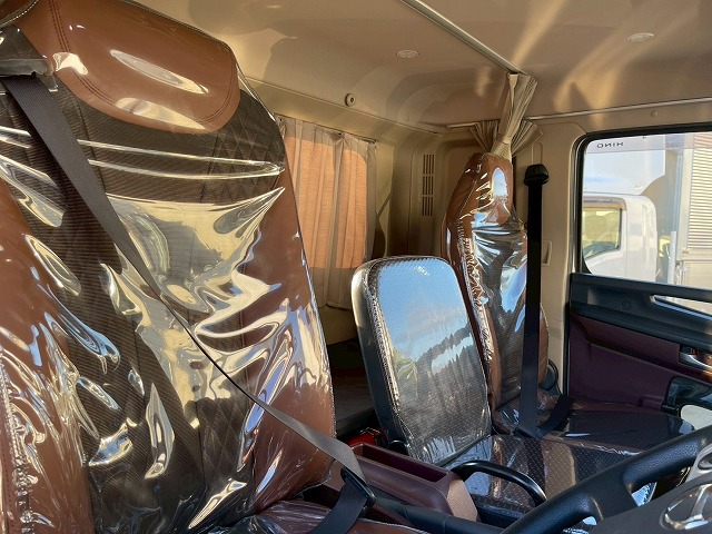 保証対象車両標準幅5800プロシフトATアルミホイール4t8t|中古トラックの販売・買取・査定のアイナビ