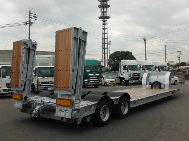 東邦TD50J3T2低床16輪自動歩み2デフ引未登録|中古トラックの販売・買取・査定のアイナビ