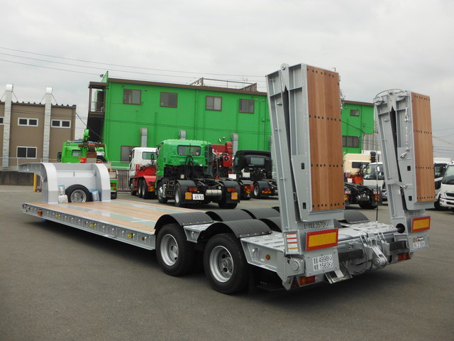 東邦TD50J3T2低床16輪自動歩み2デフ引未登録|中古トラックの販売・買取・査定のアイナビ