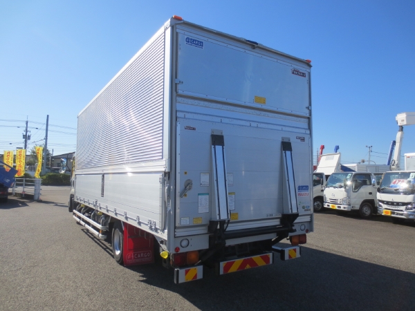 いすゞフォワードウイングゲート付|中古トラックの販売・買取・査定のアイナビ