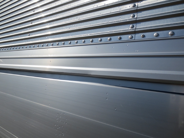 いすゞフォワードウイングゲート付|中古トラックの販売・買取・査定のアイナビ