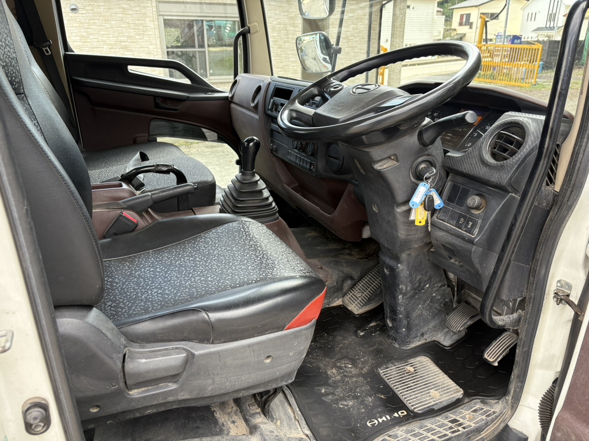 H30年式、レンジャー、フックロール ラジコン付き|中古トラックの販売・買取・査定のアイナビ