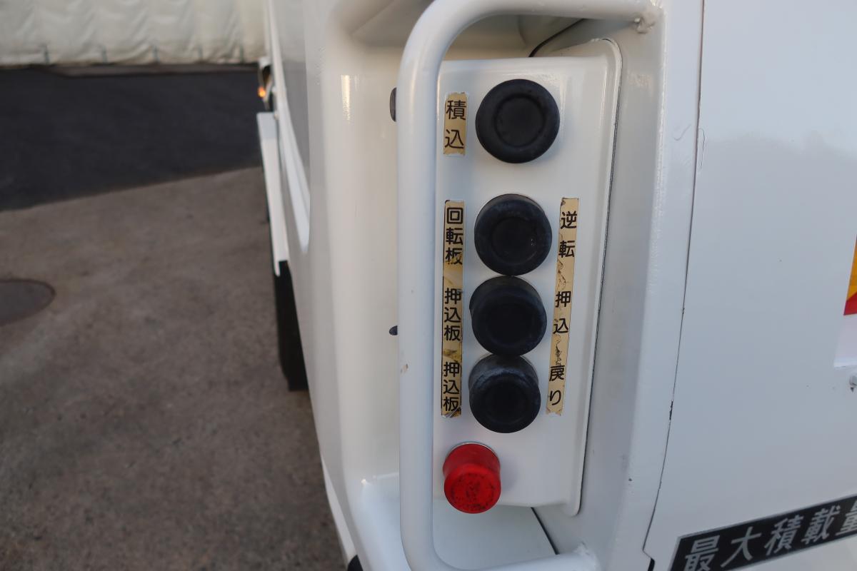 標準幅 積載3550kg巻き込みパッカー フジマイティ製5.1㎥|中古トラックの販売・買取・査定のアイナビ