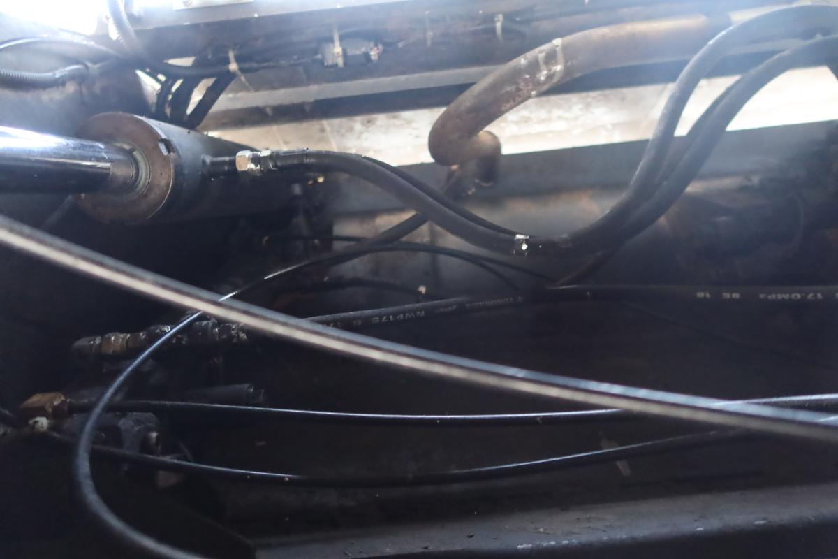 標準幅 積載3550kg巻き込みパッカー フジマイティ製5.1㎥|中古トラックの販売・買取・査定のアイナビ