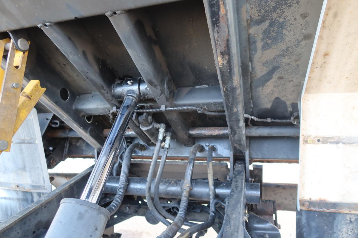 標準幅 積載3550kg巻き込みパッカー フジマイティ製5.1㎥|中古トラックの販売・買取・査定のアイナビ