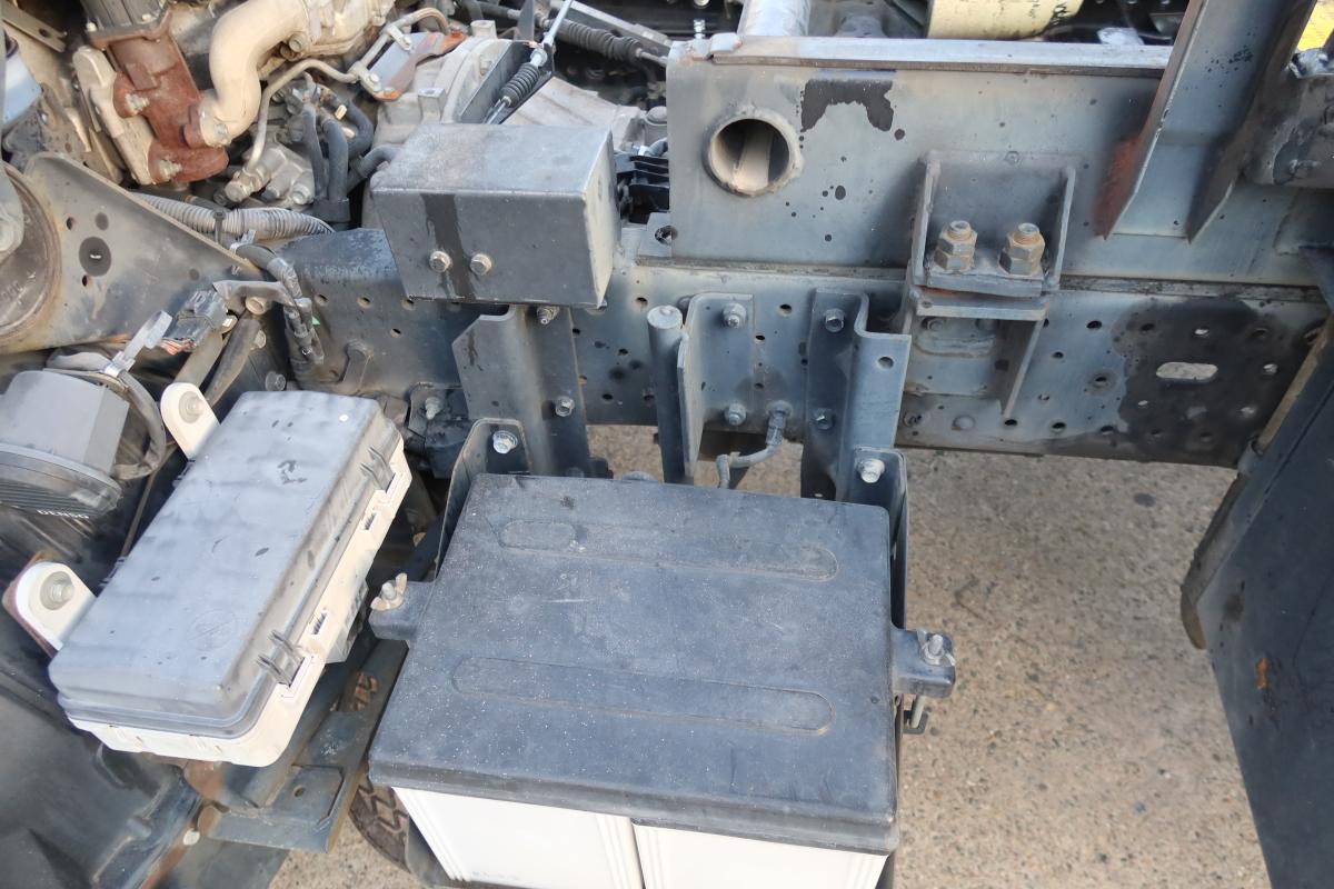 標準幅 積載3550kg巻き込みパッカー フジマイティ製5.1㎥|中古トラックの販売・買取・査定のアイナビ