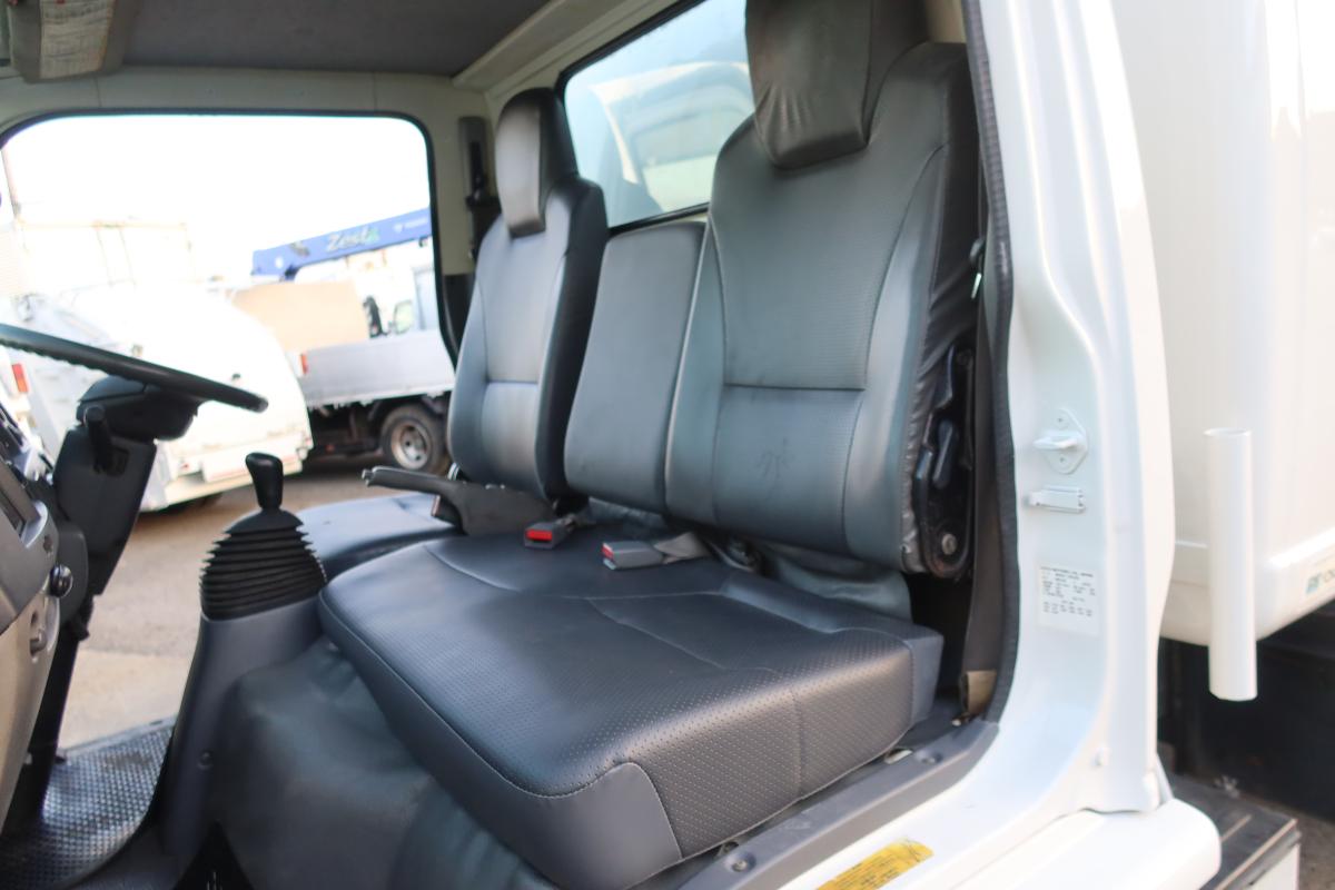 標準幅 積載3550kg巻き込みパッカー フジマイティ製5.1㎥|中古トラックの販売・買取・査定のアイナビ