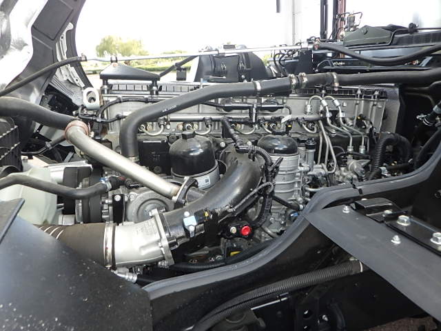 三菱 令和7年式 4軸低床冷凍ウィング 車検付き 登録未使用車|中古トラックの販売・買取・査定のアイナビ