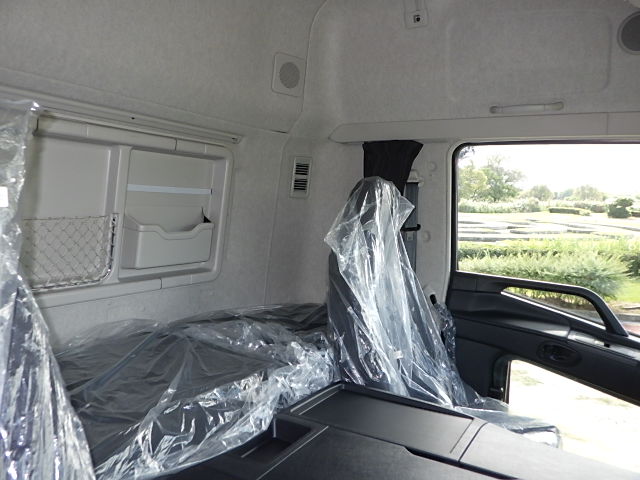 三菱 令和7年式 4軸低床冷凍ウィング 車検付き 登録未使用車|中古トラックの販売・買取・査定のアイナビ