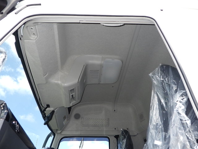 三菱 令和7年式 4軸低床冷凍ウィング 車検付き 登録未使用車|中古トラックの販売・買取・査定のアイナビ