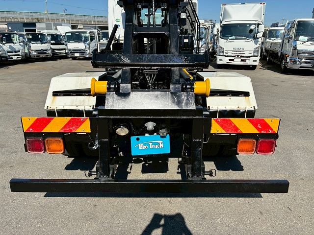 増トン脱着装置付コンテナ専用車アームロールリアジャッキ付|中古トラックの販売・買取・査定のアイナビ