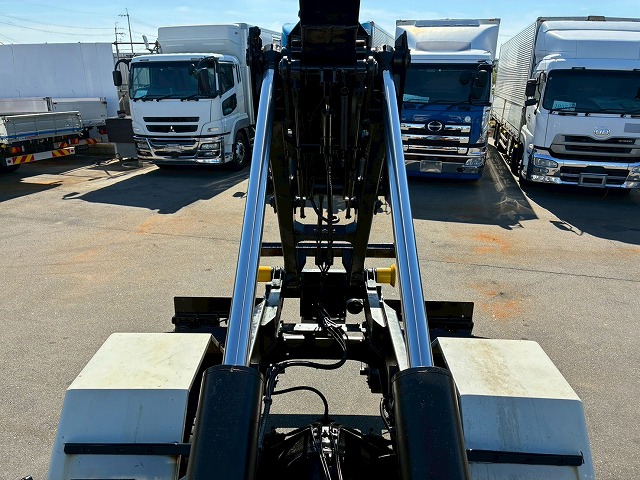 増トン脱着装置付コンテナ専用車アームロールリアジャッキ付|中古トラックの販売・買取・査定のアイナビ