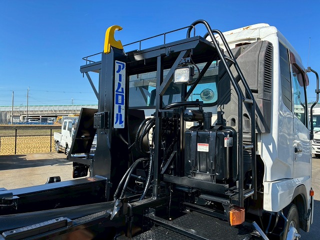 増トン脱着装置付コンテナ専用車アームロールリアジャッキ付|中古トラックの販売・買取・査定のアイナビ