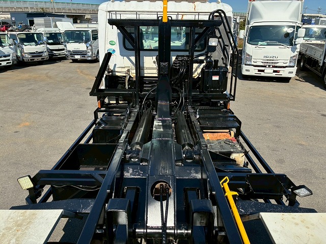 増トン脱着装置付コンテナ専用車アームロールリアジャッキ付|中古トラックの販売・買取・査定のアイナビ