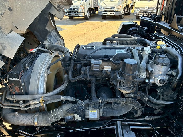 増トン脱着装置付コンテナ専用車アームロールリアジャッキ付|中古トラックの販売・買取・査定のアイナビ