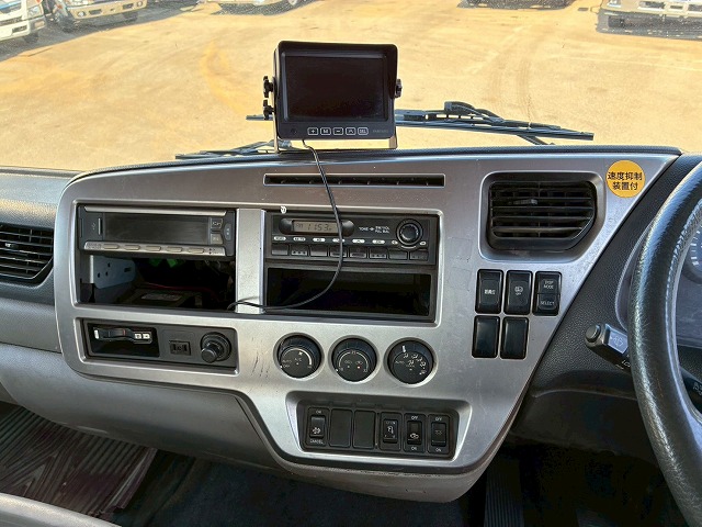 増トン脱着装置付コンテナ専用車アームロールリアジャッキ付|中古トラックの販売・買取・査定のアイナビ