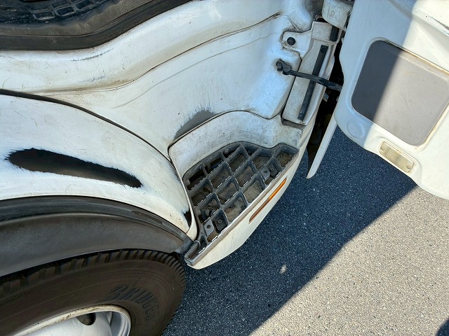 増トン脱着装置付コンテナ専用車アームロールリアジャッキ付|中古トラックの販売・買取・査定のアイナビ