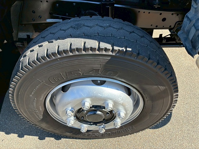 増トン脱着装置付コンテナ専用車アームロールリアジャッキ付|中古トラックの販売・買取・査定のアイナビ