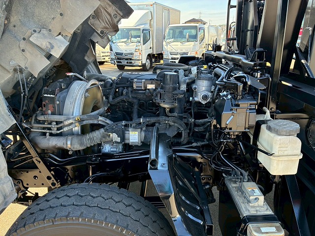 増トン脱着装置付コンテナ専用車アームロールリアジャッキ付|中古トラックの販売・買取・査定のアイナビ