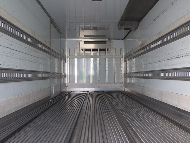 日野2KG-FD2ABG冷凍車4tワイド格納ゲートジョロダーレール|中古トラックの販売・買取・査定のアイナビ