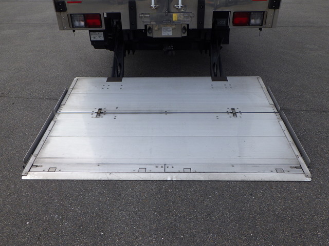 日野2KG-FD2ABG冷凍車4tワイド格納ゲートジョロダーレール|中古トラックの販売・買取・査定のアイナビ