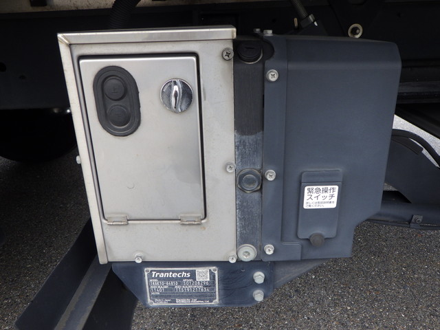 日野2KG-FD2ABG冷凍車4tワイド格納ゲートジョロダーレール|中古トラックの販売・買取・査定のアイナビ