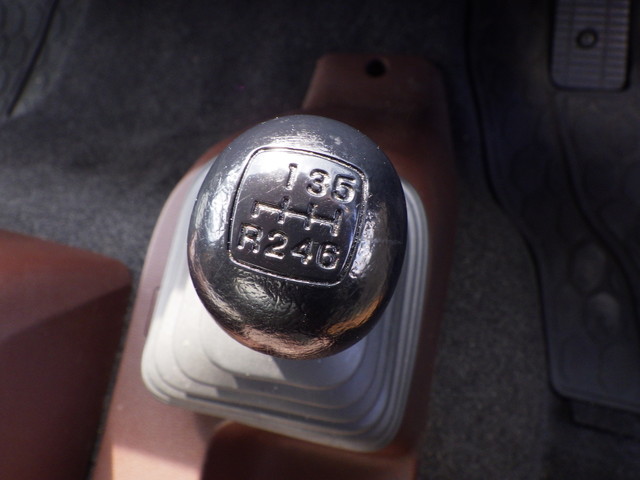 日野2KG-FD2ABG冷凍車4tワイド格納ゲートジョロダーレール|中古トラックの販売・買取・査定のアイナビ