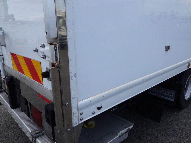 日野2KG-FD2ABG冷凍車4tワイド格納ゲートジョロダーレール|中古トラックの販売・買取・査定のアイナビ