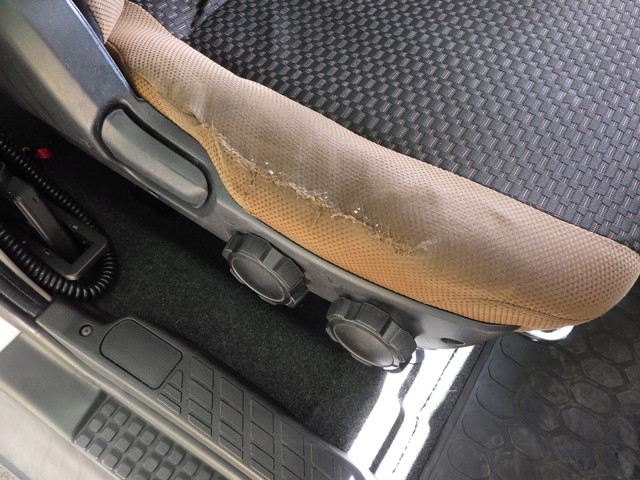 日野2KG-FD2ABG冷凍車4tワイド格納ゲートジョロダーレール|中古トラックの販売・買取・査定のアイナビ