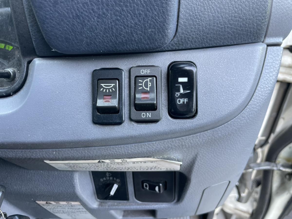 平成23年キャンターアルミバンパワーゲートワイドロング|中古トラックの販売・買取・査定のアイナビ