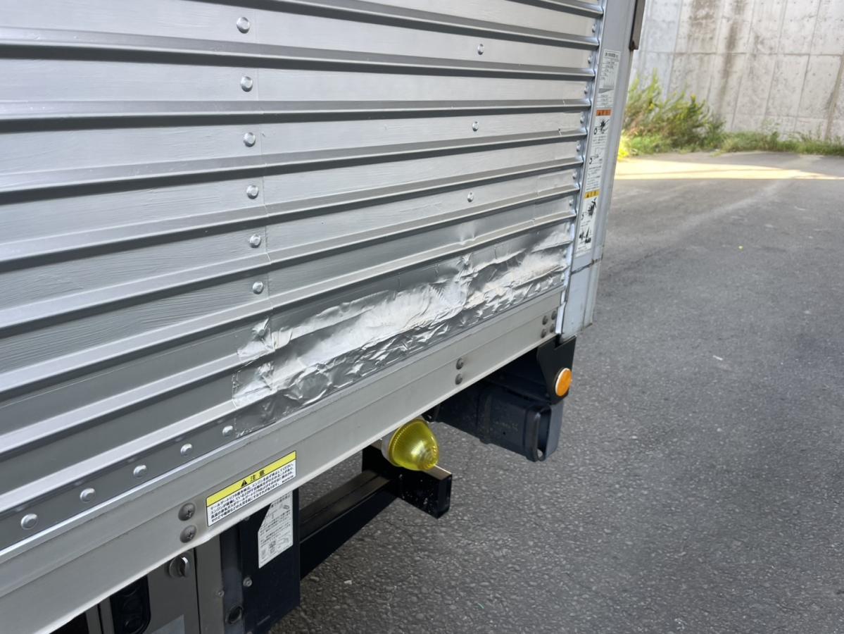平成23年キャンターアルミバンパワーゲートワイドロング|中古トラックの販売・買取・査定のアイナビ