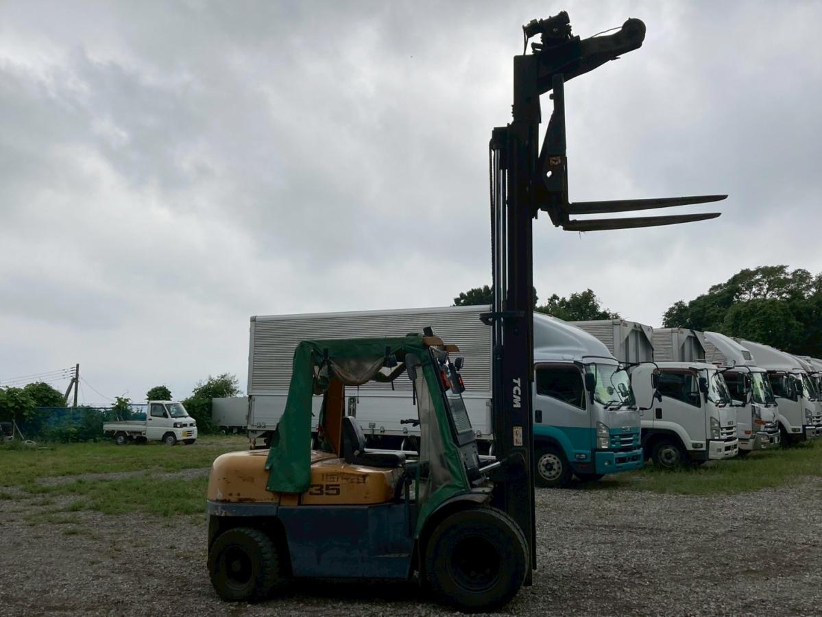 TCM フォークリフト 荷重2900kg MT 揚高3.5m|中古トラックの販売・買取・査定のアイナビ