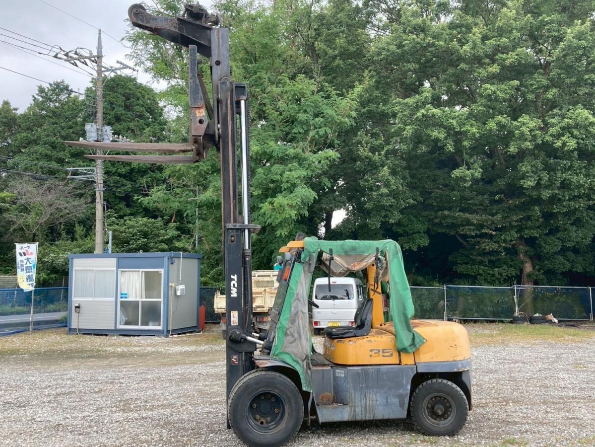 TCM フォークリフト 荷重2900kg MT 揚高3.5m|中古トラックの販売・買取・査定のアイナビ