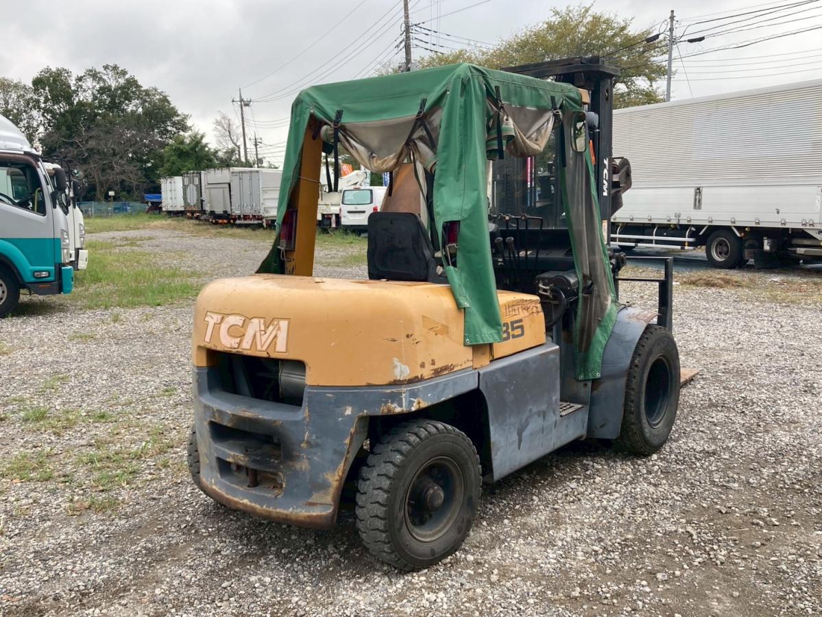 TCM フォークリフト 荷重2900kg MT 揚高3.5m|中古トラックの販売・買取・査定のアイナビ